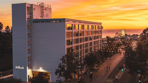 Stylish Santa Monica Stay Steps from Beachfront with Saltwater Pool ...