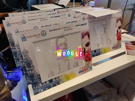 Word Cloud Photo Booth – Woogle