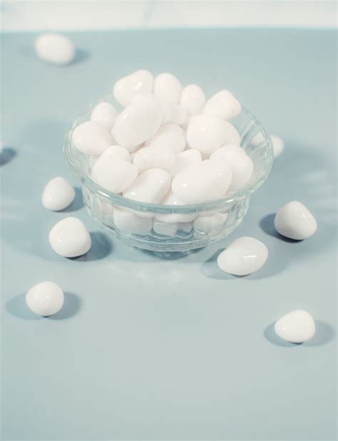 White Quartz Pebbles — Handicraft Bazaar