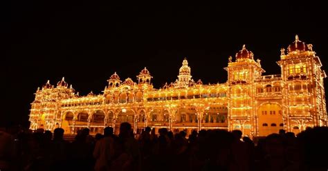 Do It Like The Royals Did At The Mysore Dasara Procession This Year ...