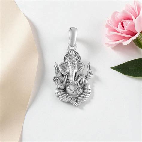 God Ganesh Regular Size Pendant 92.5 Silver-PM7198 – Akshat Sapphire