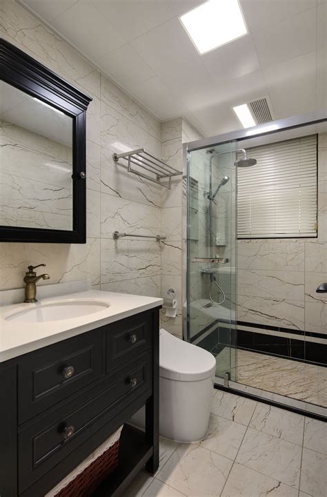 4平米小卫生间怎么装修 这样做淋浴房和浴缸都能安排上_房产资讯_房天下