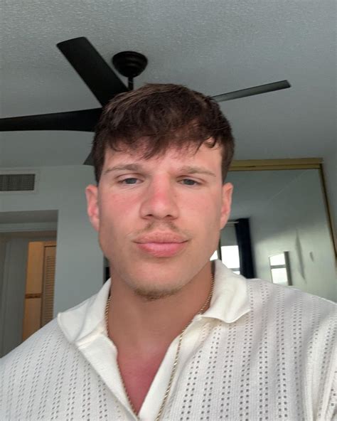 Joey Michaels (@joeyxmichaels) • Instagram photos and videos