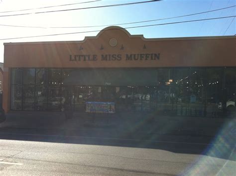 A New Orleans State of Mind: Harrison Avenue, New Orleans