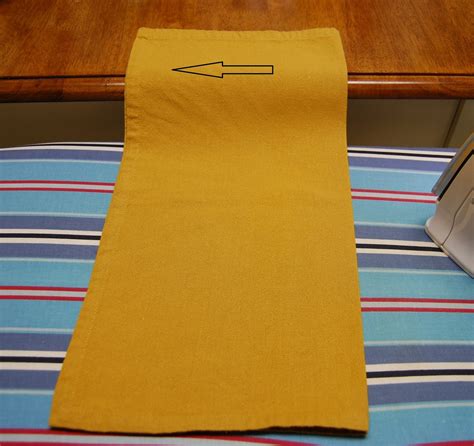 Thanksgiving Turkey Napkin Fold Tutorial