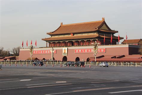 Iconic Beijing: The Gigantic Tiananmen Square » Roselinde