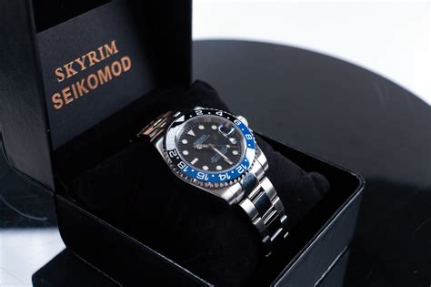 What is a GMT Watches? Complete Guide to Dual-Time Watches in 2025 ...