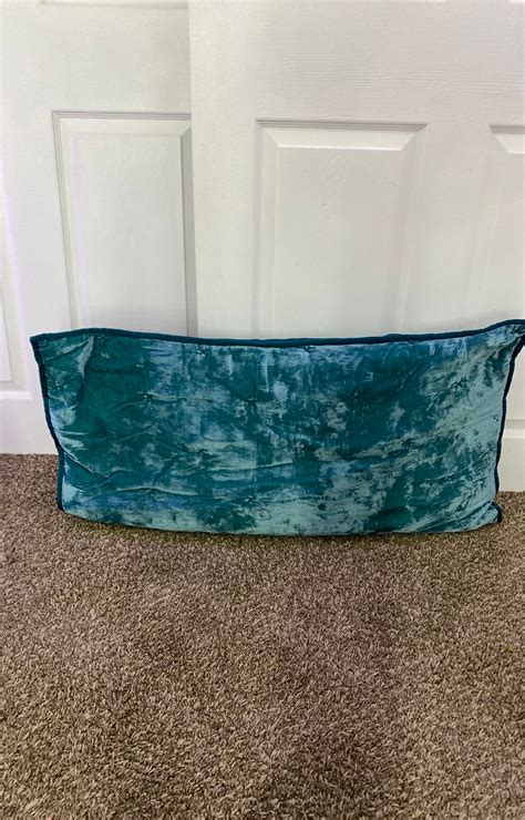 T.J.Maxx Pink Bed Pillows | Mercari