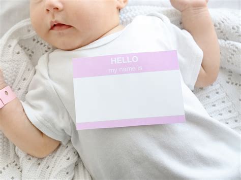 Reddit: New Mom Hates Baby’s Name So Much That She Dreads Saying It