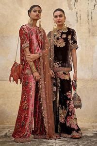 Buy Sabyasachi Velvet Embroidered Pantsuit Set Online | Aza Fashion.