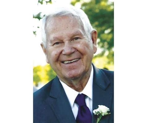 Clifford Brown Obituary (1930 - 2022) - Quincy, IL - Herald-Whig