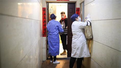 入境居家隔离人员越来越多，上海靠什么守住这道“门”？|新冠肺炎_新浪新闻
