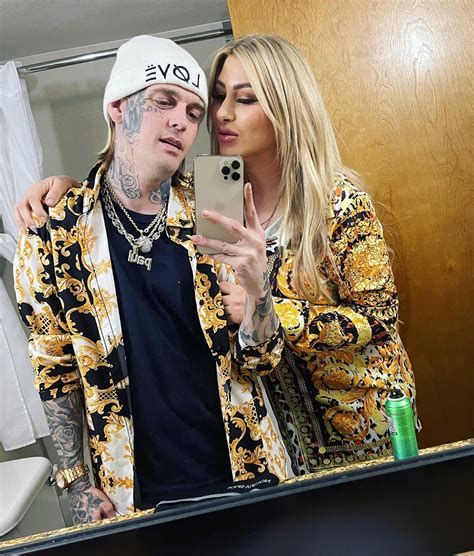 Aaron Carter's family believes singer died of drug overdose