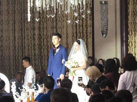 泰国明星情侣Mark Prin和Kimberley爱情长跑十年结婚：9月意大利结婚和11月泰国婚礼 - 哔哩哔哩