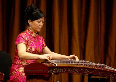 The Fascinating Guzheng Instrument and Its Origins – Folkstrings.com