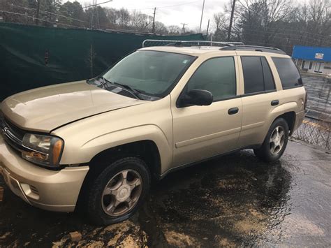 2007 Chevy Trailblazer Gold