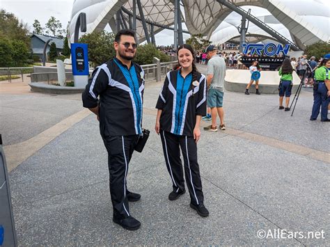 4 Most Surprising Rules for Disney World Employees - AllEars.Net