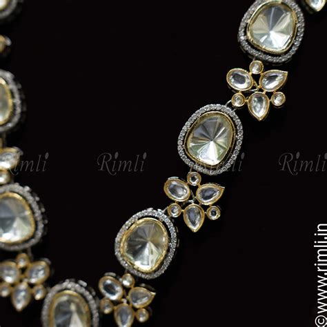 Green Aruna Victorian Kundan Necklace | Perfect for Everyone