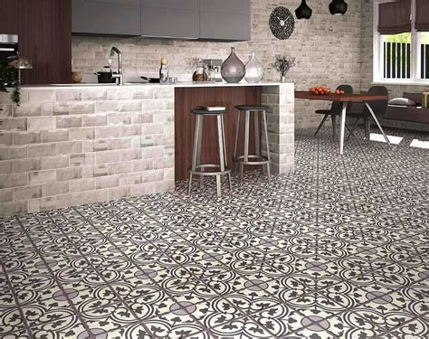 High-End Bathroom Tile Designs for Luxury Spaces | Mozio