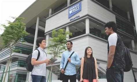 江中交换生在马来亚大学的留学生活是怎样的呢？让我们来一探究竟吧！(内附交换费用及条件)_交流