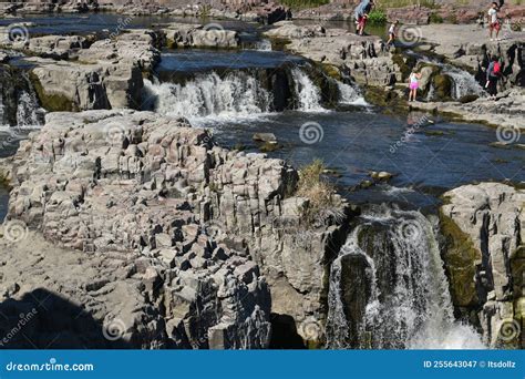 Sioux Falls South Dakota Falls Park Waterfall Editorial Photography ...