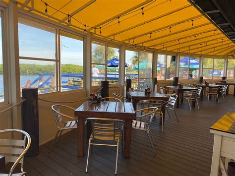 HOOKS WATERFRONT BAR AND GRILL, Ruskin - Restaurant Reviews, Phone ...