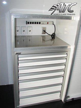 Computer Lab Semi-Trailer 的图像结果