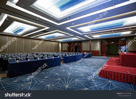 Board Room Meeting 的图像结果