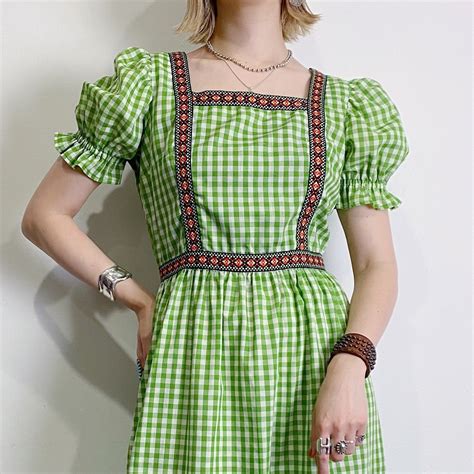 Light green 70s gingham check long dress | LEMON