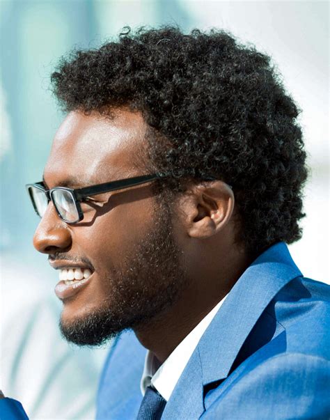 Business Casual Men Hairstyles 的图像结果