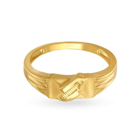 Graceful Abstract Gold Ring