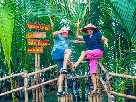 Da Nang Vietnam Local People 的图像结果