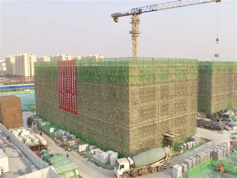 崇建公司唐山海港职教项目主体结构封顶 - 中国二十二冶集团有限公司