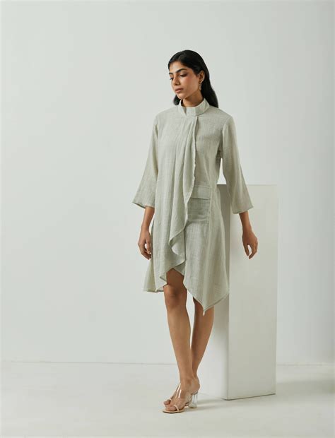 Shop this Risa Cloud Pocket Tunic by Markkah Studio on Refash – REFASH