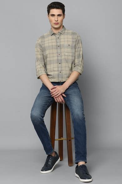 Buy Men Green Slim Fit Check Full Sleeves Casual Shirt Online - 785494 ...