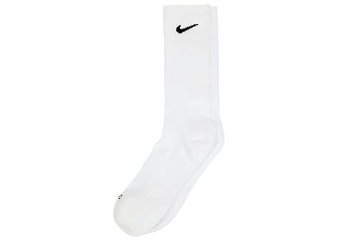 Nike Everyday Plus Cushioned Crew Socks (6 Pairs) White | White nike ...