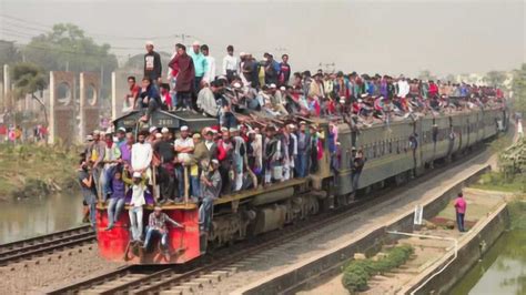 实拍：印度火车现状、各种酸爽