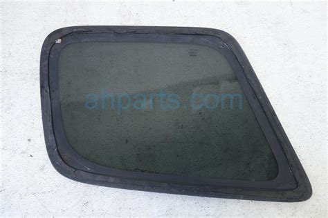 2002 Nissan Xterra Window / Rear Passenger Quarter Glass- Tinted 83306 ...