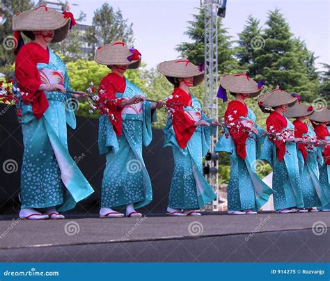 Japanese dance stock image. Image of performers, adults - 914275