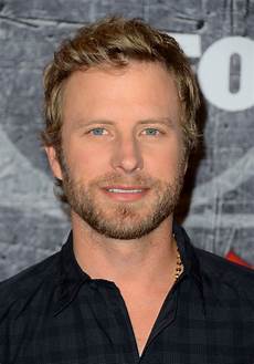 Dierks Bentley Country Singer by Dierks Bentley Whitepages Country Singers Singer Dierks Bentley Country Singer
