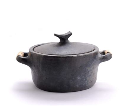 Buy Zishta Handmade Traditional Manipur Mesthin Black Pottery Earthen ...