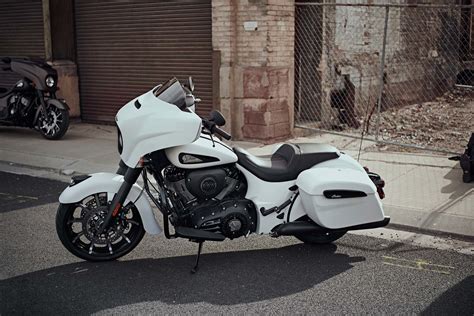 2019 Indian Chieftain Dark Horse Guide | Total Motorcycle