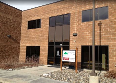 Alpine Glass Office Photos