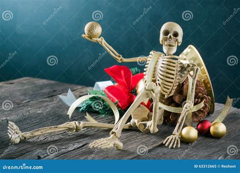 Skeleton Prank 的图像结果