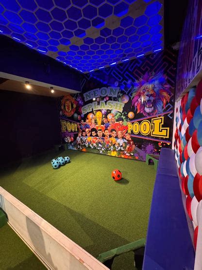 Get 30% Off Neon Splash Room | Opposite Infinity Mall Andheri West ...