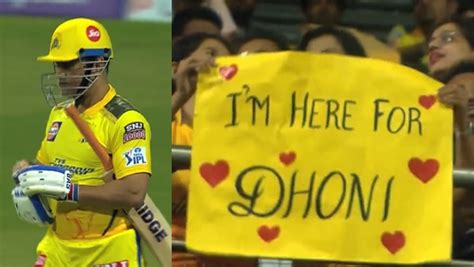 IPL 2022: [Watch] Crowd goes berserk as MS Dhoni walks out to bat