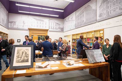 An Evening of Great Conversation | 2025 Mary Couts Burnett Library ...