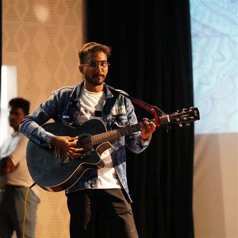 Sudeep M - Guitar teacher in Bengaluru - ₹1000/h