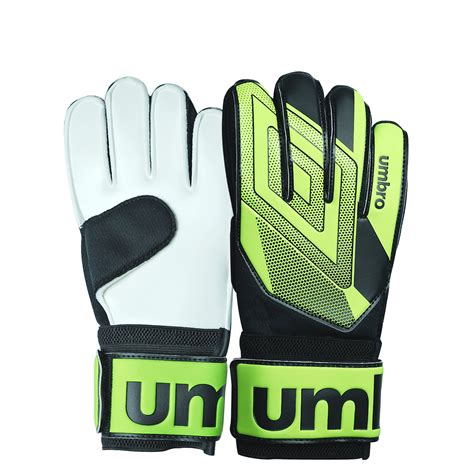 Umbro Junior Soccer Goalie Gloves, Green, 1 Pair, for Soccer Training ...