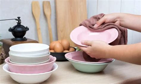 Master the Art of Cooking with DIY Ceramic Cookware: Tips and Tricks